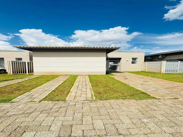 VENDO Casa T&eacute;rrea em Condom&iacute;nio RNI 