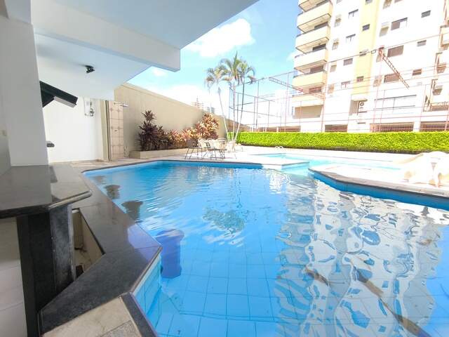 Apartamento no Ed. Saint Peter, 3 suítes, Santa Fé, atrás do Carrefour