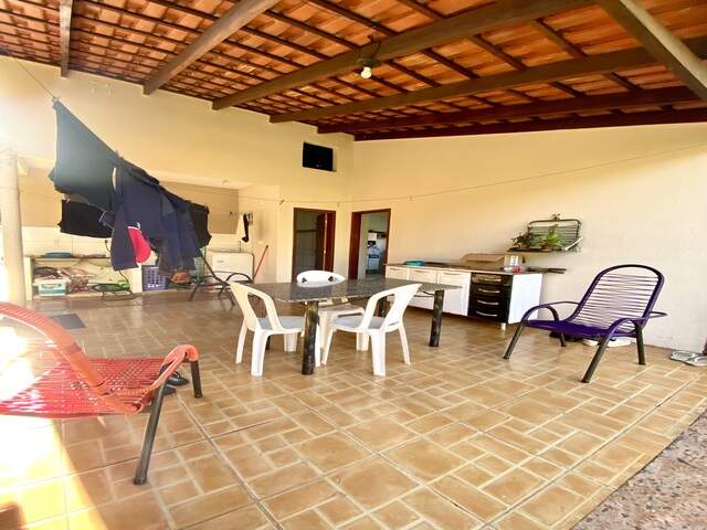 Casa Térrea com Quintal Amplo na Vila Piratininga