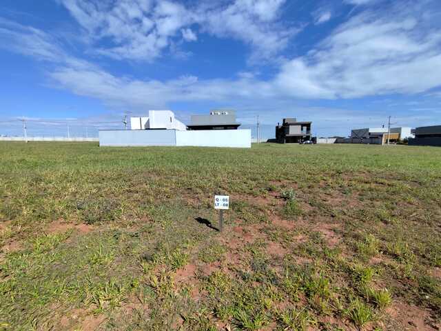 Lote 250m² no Reserva Santa Inês | A 100m da Portaria e Piscina