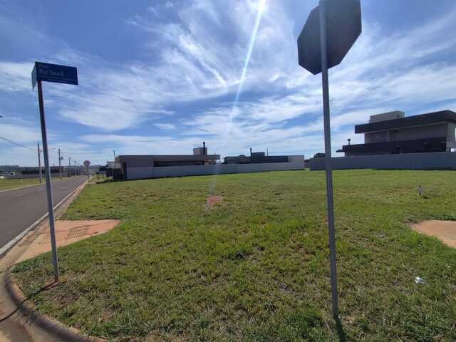 Lote de Esquina 349,89m² em Frente à Área de Lazer | Reserva Santa Inês