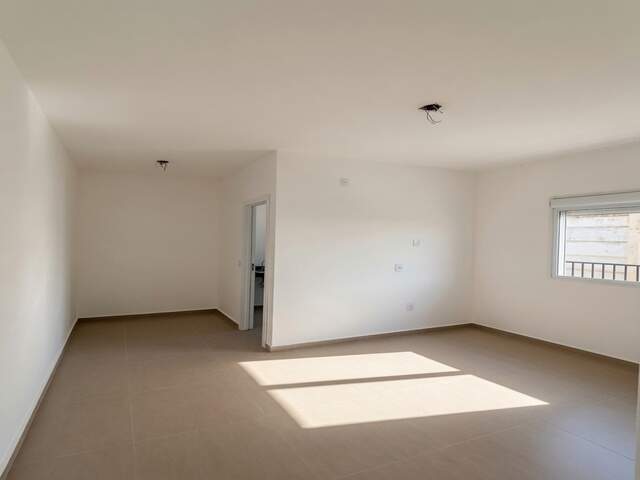 🏡 Casa Térrea Moderna | 3 Quartos | Suíte | Terreno Amplo