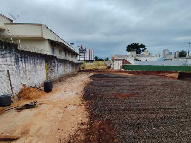 Esquina estrat&eacute;gica de 1.380 m&sup2; no Jardim dos Estados est&aacute; &agrave; venda