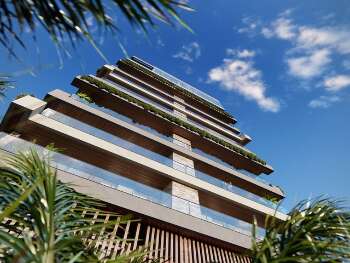 Edifício Dom | 132 m² | 3 Suítes | Pronto para Morar | Alto Padrão no Centro