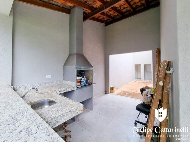 Casa com 3 quartos no Jd. Panamá