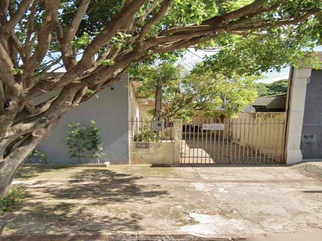 Vendo casa na Mata do Jacinto - com Salão