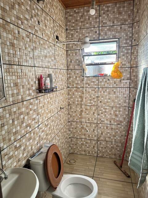 Vendo casa na Mata do Jacinto - com Salão