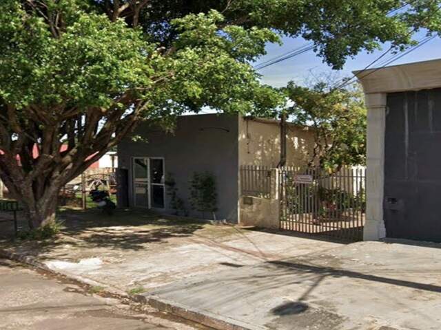 Vendo Casa na Mata do Jacinto - com Salão 