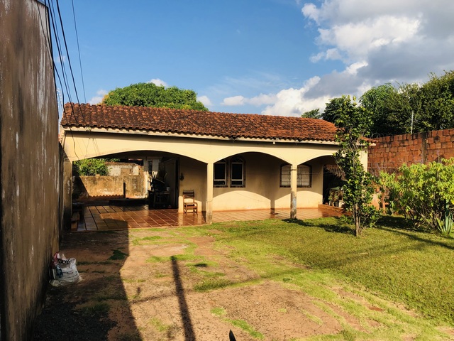 Vendo casa - Montevideu - Valor R$250mil