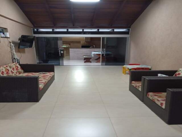 Vendo casa dentro do condominio - Monte Castelo 