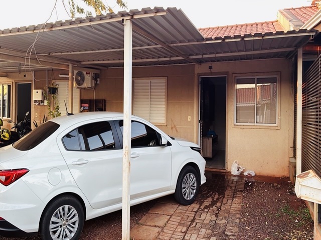 Vendo casa dentro do condomonio Village Parati 