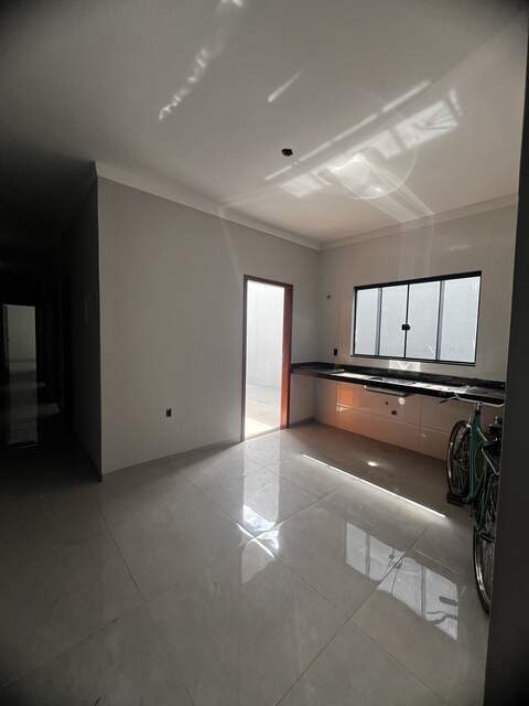 CASA COM TERRENO AMPLO REGI&Atilde;O TIJUCA
