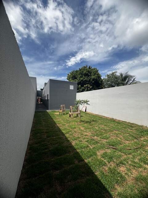 CASA COM TERRENO AMPLO REGI&Atilde;O TIJUCA
