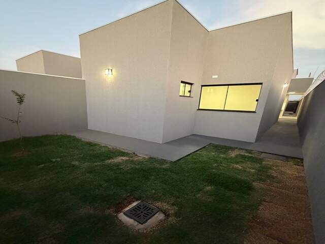 CASA NO FIGUEIRAS DO PARQUE COM SU&Iacute;TE