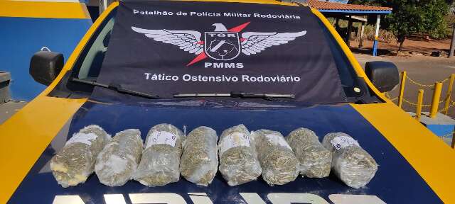 Adolescente é apreendido com supermaconha em almofadas