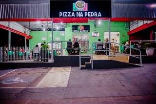 Pizza na Pedra fica na Avenida Senhor do Bonfim (Foto: Paulo Francis)