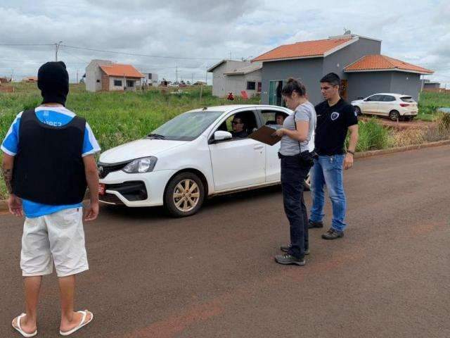 Apreendido por morte de taxista, garoto &eacute; liberado por falta de vaga em Unei 