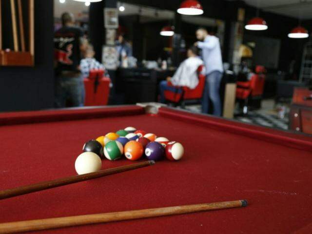 Mesa De Sinuca Bilhar Happy Snooker Com Acessórios 22 Peças