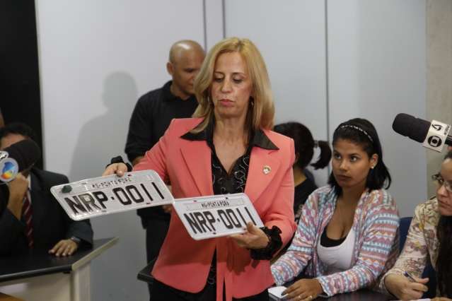 Detran suspende empresa que emplacou carro roubado de Erlon