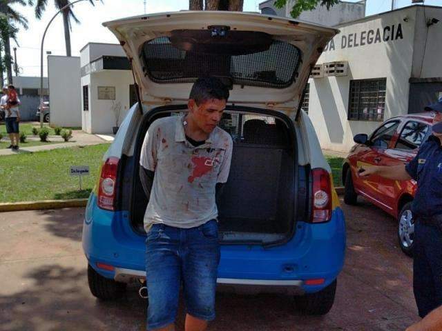 Fugitivo da Gameleira assalta mulher e vai preso ap&oacute;s bater S10 em &aacute;rvore
