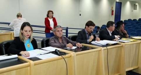 Cirurgia faz secret&aacute;rio antecipar depoimento na CPI das Contas