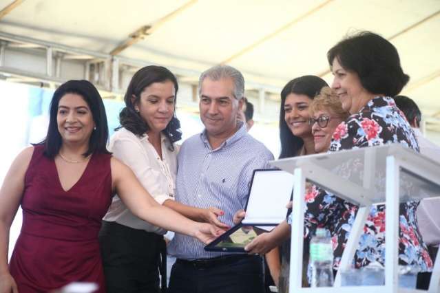 &ldquo;N&atilde;o paternalista&rdquo;, programa ser&aacute; refer&ecirc;ncia para modelo nacional, diz Azambuja 