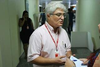 Coordenador do grupo de Medidas Paliativas, médico Sérgio Couto, diz que preconceito ainda dificulta implantação de ações. (Foto:Divulgação)