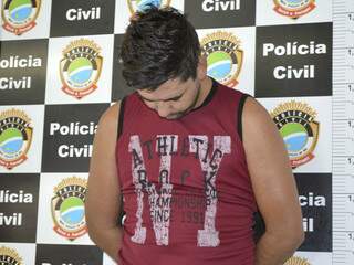 Marco foi preso em fevereiro por assalto ao Banco do Brasil, em Ribas do Rio Pardo. (Foto: Paula Vitorino)