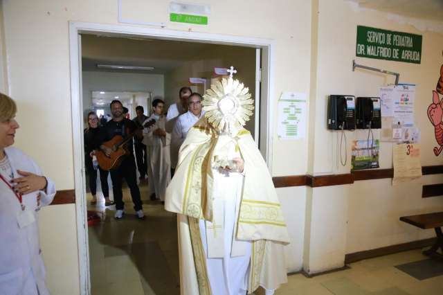 Em tempos de viol&ecirc;ncia, dom Dimas alerta para glamouriza&ccedil;&atilde;o do mal 