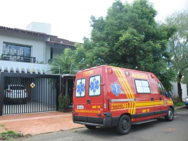 Ap&oacute;s cair de escada, Pedro Kemp vai passar por cirurgia no p&eacute;