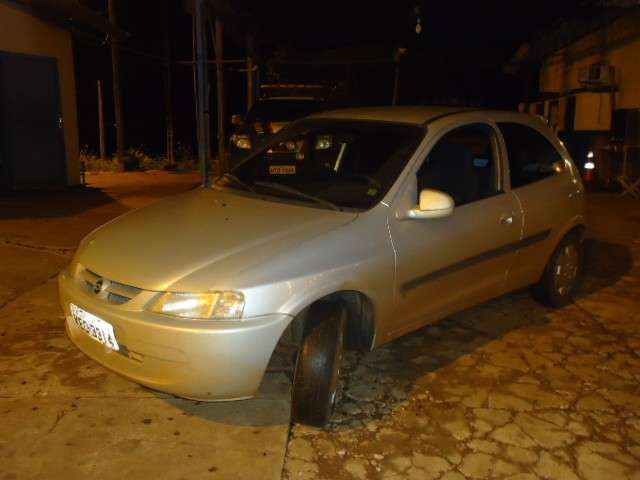 Flagrado com carro roubado, homem disse que ia ao Paraguai &ldquo;colocar som&rdquo;