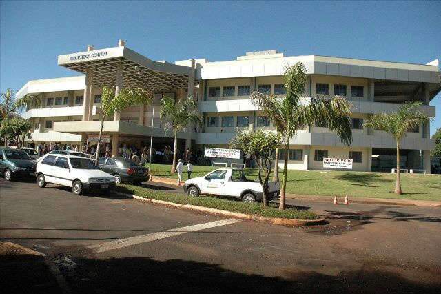  UFMS ter&aacute; de renomear 27 pr&eacute;dios que homenageiam pessoas vivas
