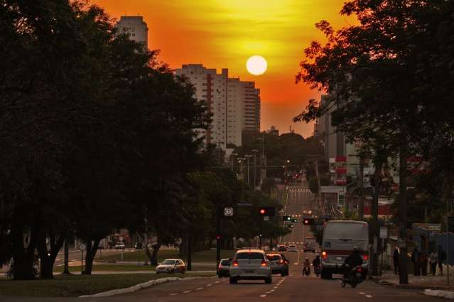 Dia amanhece com sensa&ccedil;&atilde;o de 11&deg;C, mas calor volta nesta quinta-feira