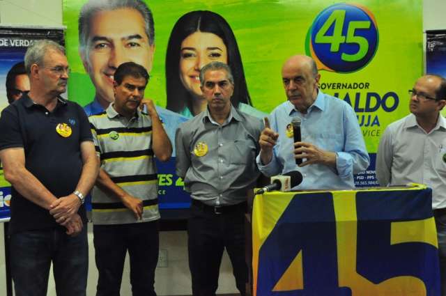 &ldquo;N&atilde;o basta mudar o presidente, temos de reconstruir o Brasil&rdquo;, diz Jos&eacute; Serra