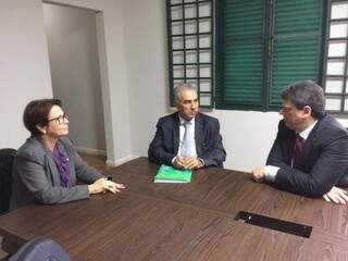 Tereza Cristina e Reinaldo se reuniram com secretário de Coordenação de Projetos do PPI. (Foto: Divulgação)