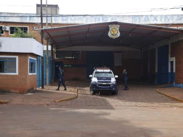 Agentes penitenci&aacute;rios s&atilde;o agredidos durante revista em cela da M&aacute;xima 