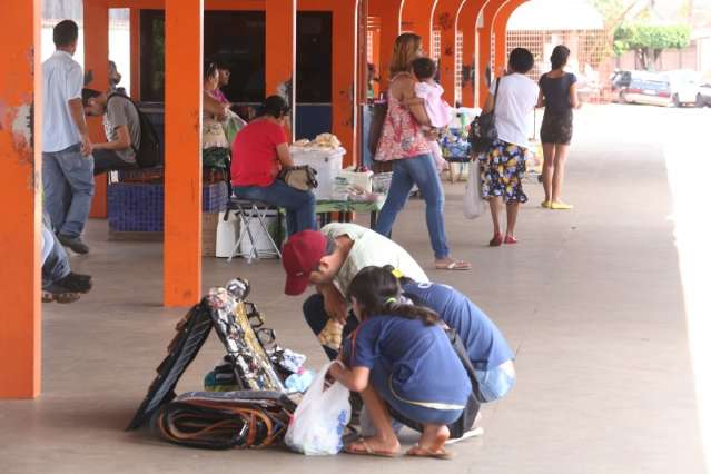 Terra de ningu&eacute;m: usu&aacute;rio reclama de estrutura e inseguran&ccedil;a em terminais