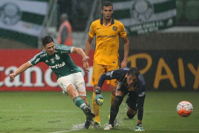 Palmeiras n&atilde;o vacila em casa e bate o Ros&aacute;rio Central por 2 a 0