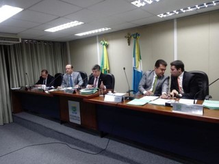 Comissão aprovou projeto enviado pelo Poder Executivo por unanimidade (Foto: Leonardo Rocha)