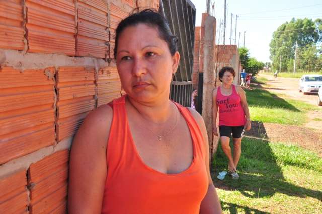 Presen&ccedil;a de vereadores em a&ccedil;&atilde;o contra dengue supreende moradores
