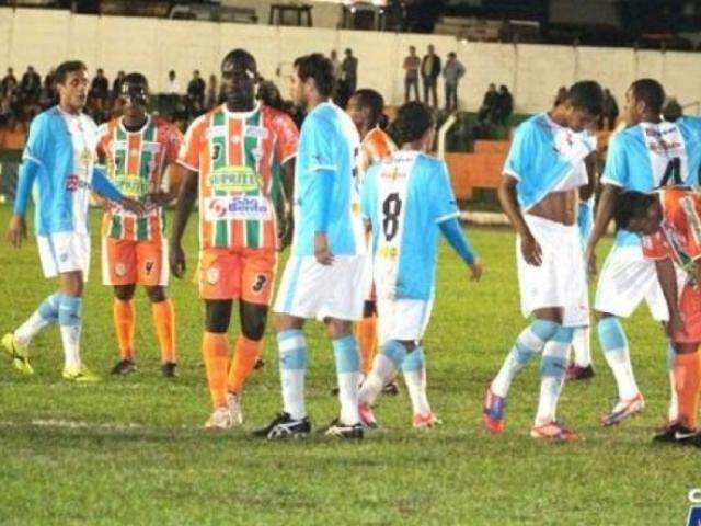 Naviraiense usa regulamento para convencer que atleta podia jogar