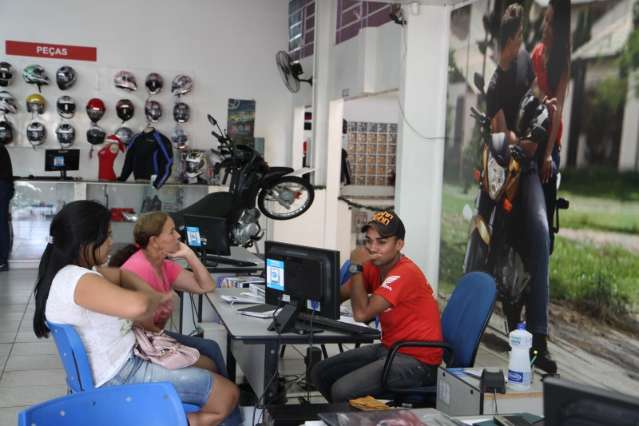 Mortes no tr&acirc;nsito e restri&ccedil;&atilde;o ao cr&eacute;dito reduzem vendas de motos