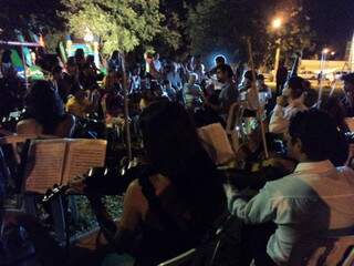 Orquestras improvisaram um sarau. (Foto: Divulgação)