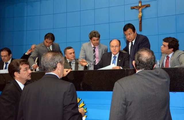 Servidores da Assembleia pedem mudan&ccedil;as no projeto de aposentadoria