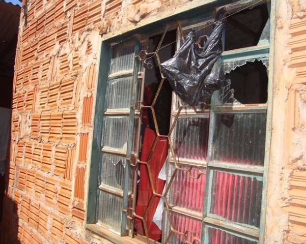 Submetidos a condi&ccedil;&atilde;o prec&aacute;ria, 17 oper&aacute;rios s&atilde;o resgatados de obra