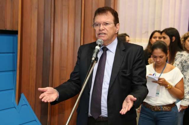 Ap&oacute;s convites, deputados admitem poss&iacute;vel mudan&ccedil;a para o PSDB