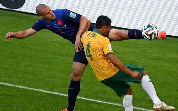 Em jogo das viradas, Holanda leva susto, mas supera Austr&aacute;lia, 3 a 2