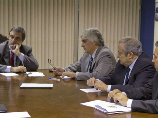  Ministro da Justi&ccedil;a garante solu&ccedil;&atilde;o para impasse ind&iacute;gena em Dourados