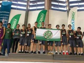 Atletas do basquete garantem ouro de forma invicta nos Jogos da Juventude 