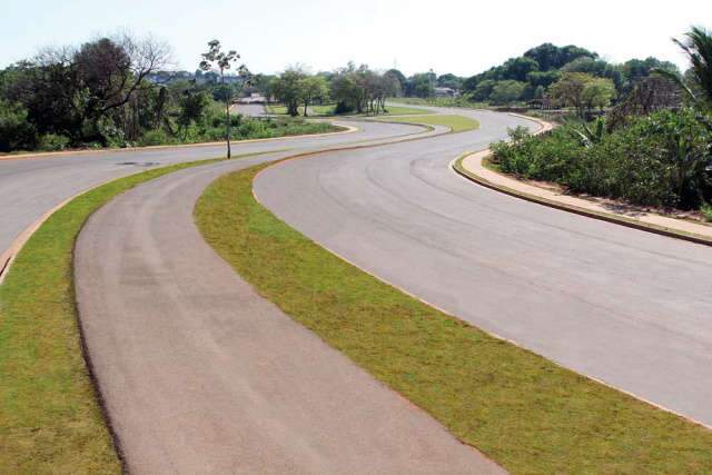  Andr&eacute; promete entregar R$ 3 bilh&otilde;es em obras at&eacute; o final de 2013